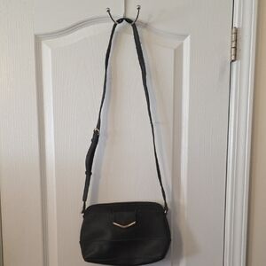 CALVIN KLEIN BLACK CROSSBODY SHOULDER BAG WITH GOLD ACCENT